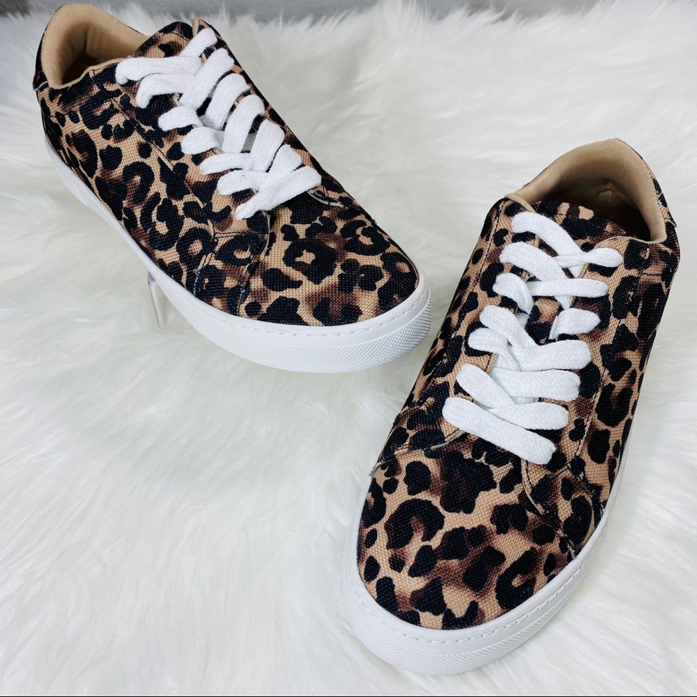 STEVE MADDEN Leopard Animal Print Canvas Sneakers